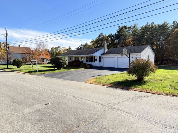 35 Old Salt Road, Old Orchard Beach, ME 04064
