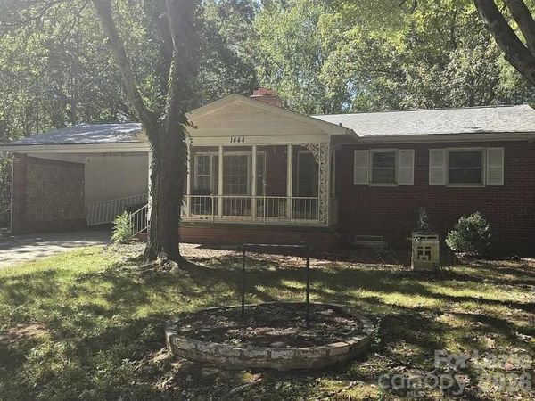 1444 Harris Street , Statesville, NC 28677