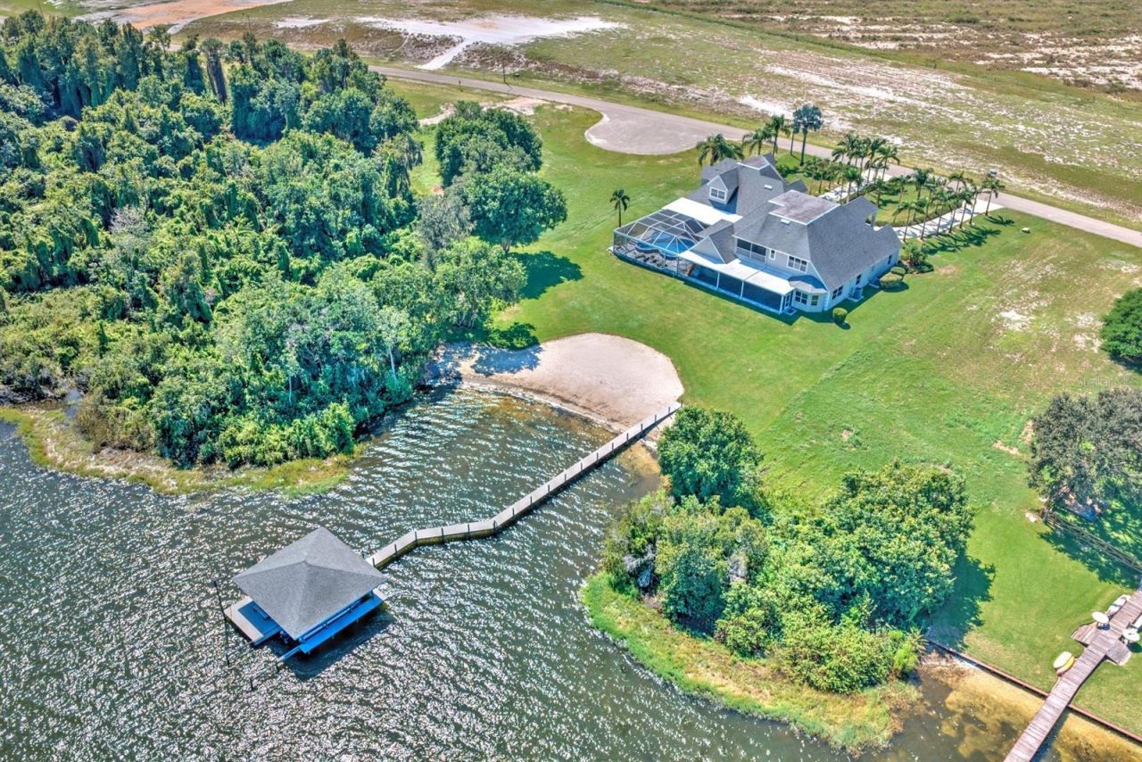 492 Sunset Pointe Drive, Lake Placid, FL 33852 Photo