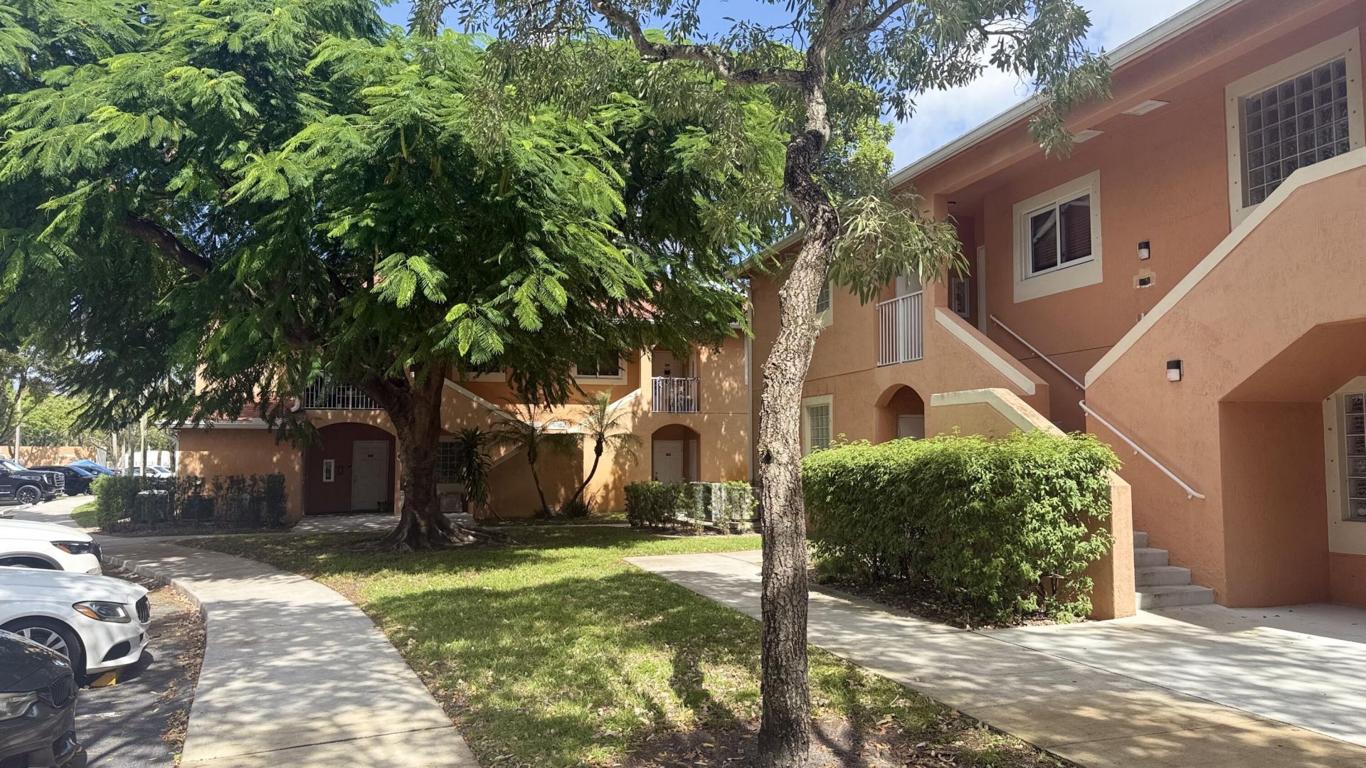 6944 SW 39th Street, Unit B103, Davie, FL 33314 Photo