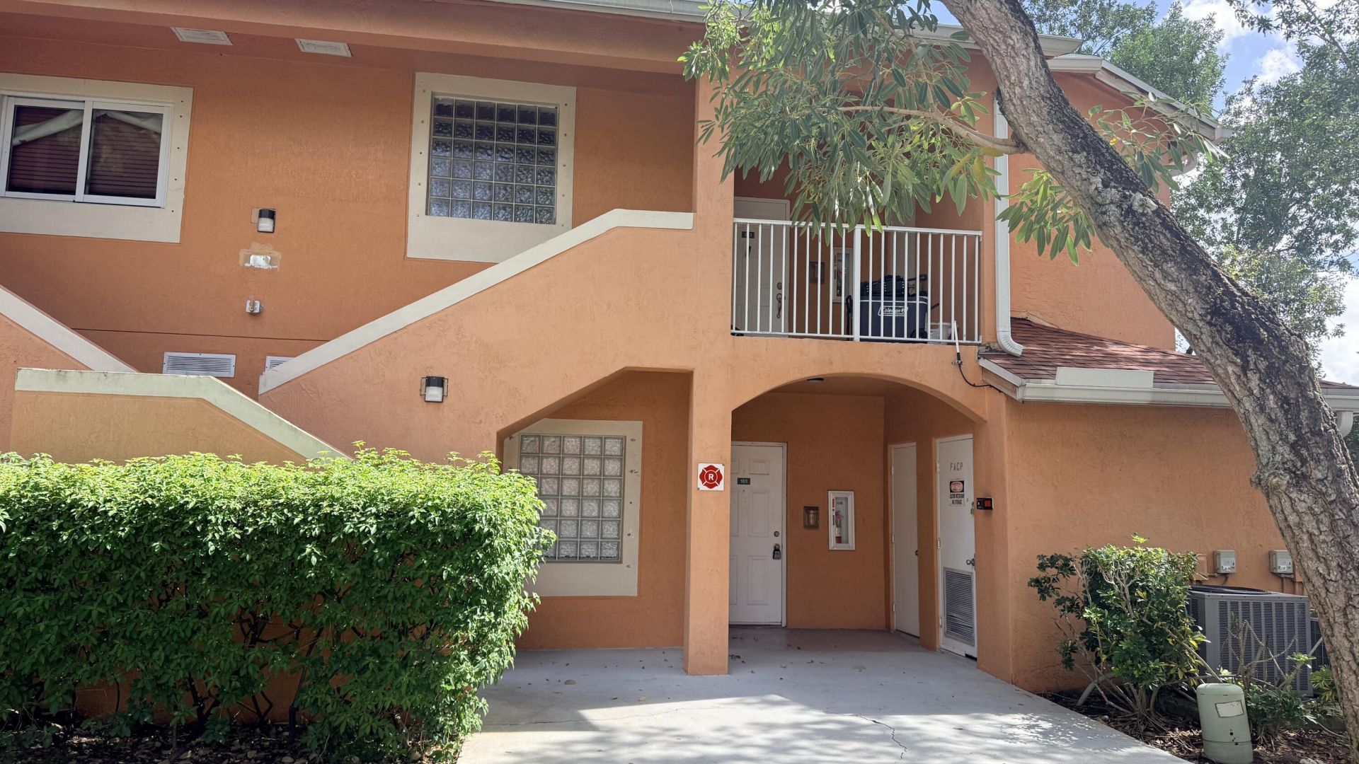 6944 SW 39th Street, Unit B103, Davie, FL 33314 Photo