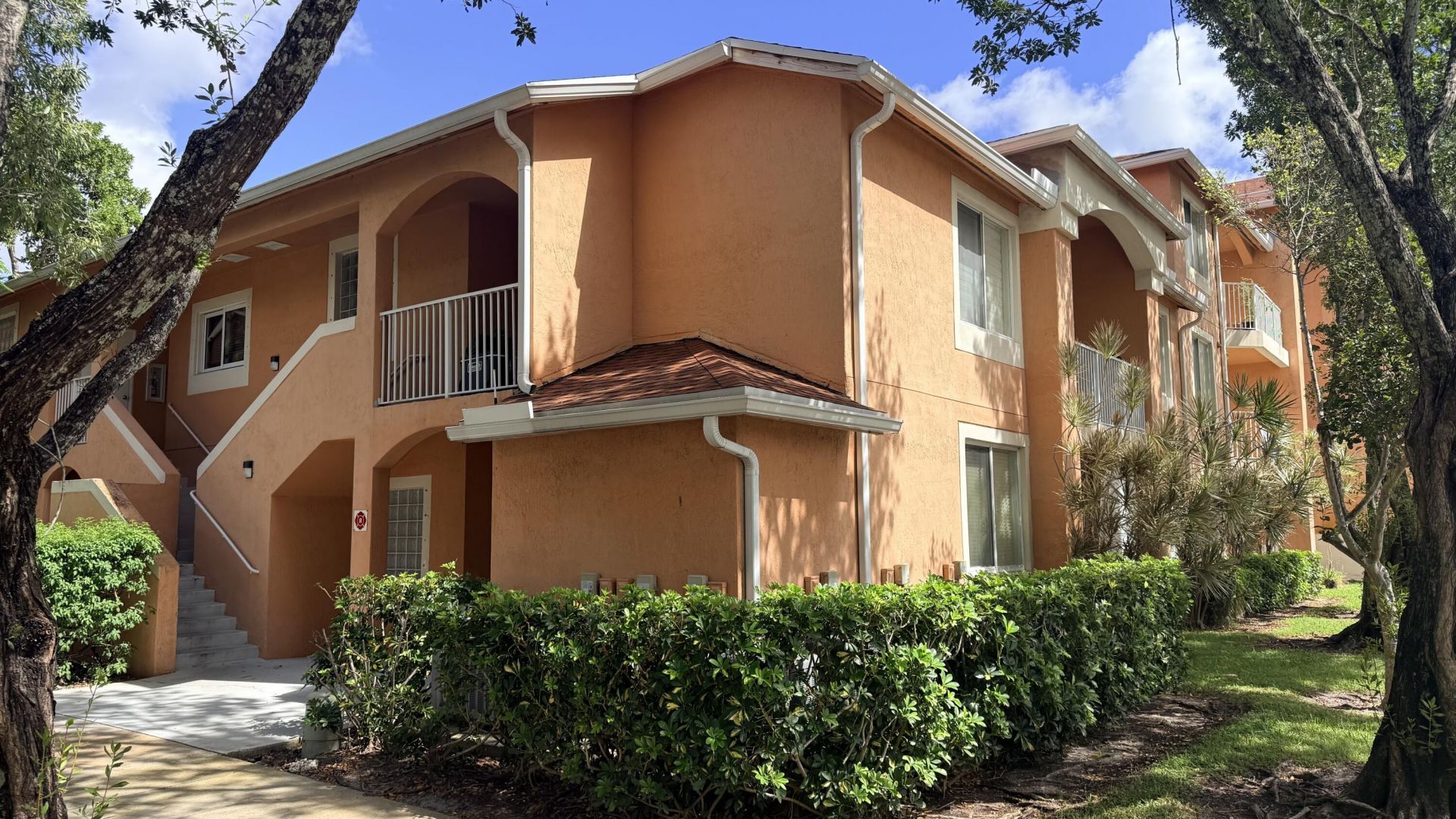 6944 SW 39th Street, Unit B103, Davie, FL 33314 Photo