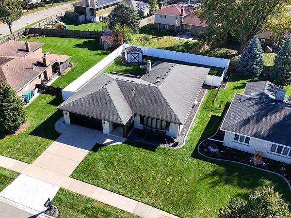7919 Palm Court , Orland Park, IL 60462