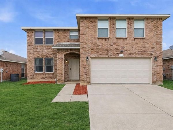 1633 Sierra Meadow Lane, Fort Worth, TX 76247