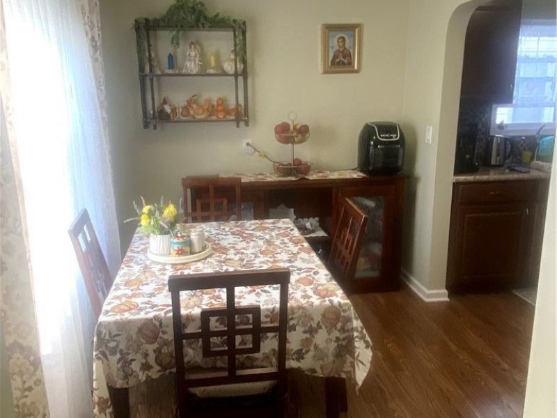 5714 Kenneth Avenue, Parma, OH 44129 Photo 9