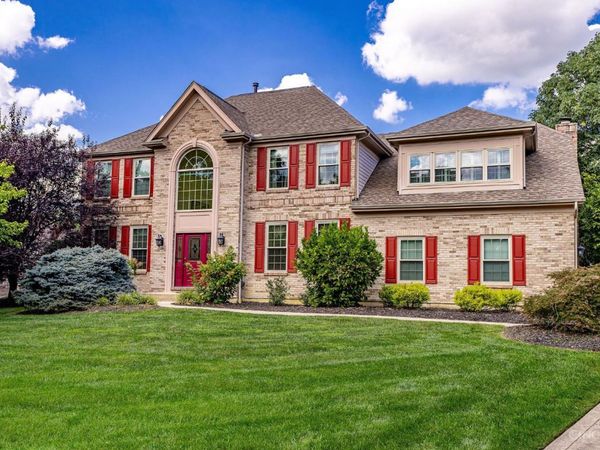 6858 Man O War Lane, Mason, OH 45040