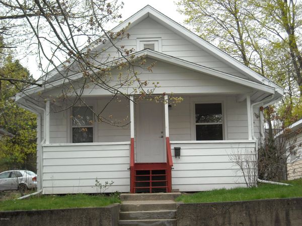 68 Maple Grove Avenue, Battle Creek, MI 49017