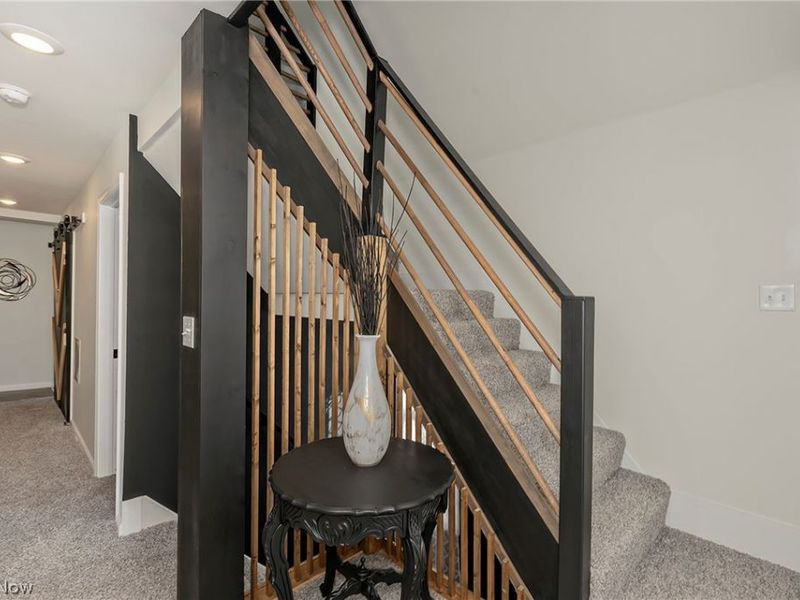 1423 Kenilworth Avenue, Cleveland, OH 44113 Photo 36