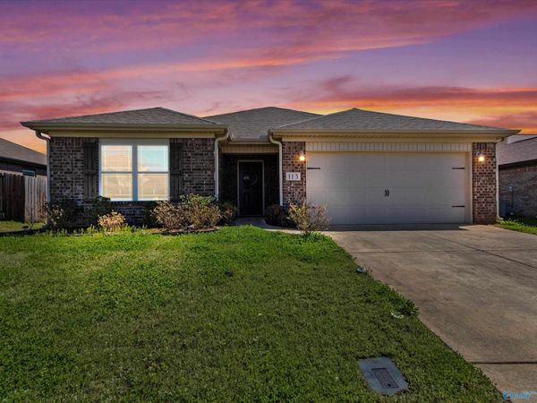 113 Walkers Hill Road, Meridianville, AL 35759