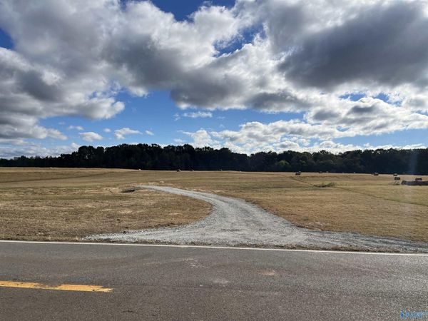 3 Meadows Road, Athens, AL 35613