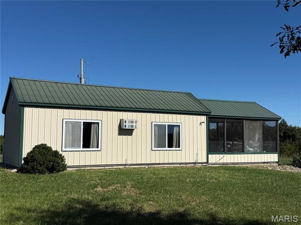 24701 Desoto Lane , Kirksville, MO 63501