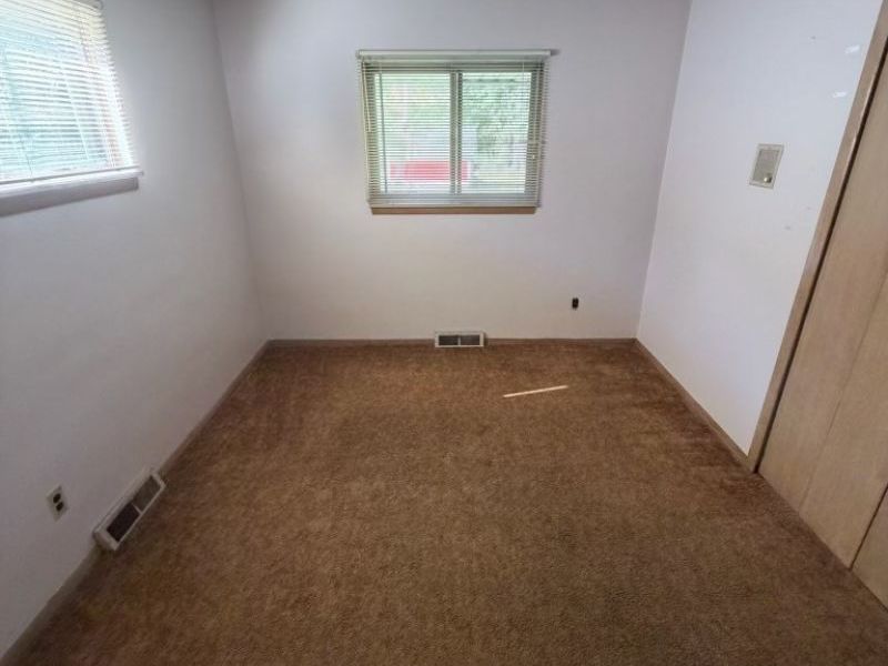 470 Karl Drive, Richmond Heights, OH 44143 Photo 14