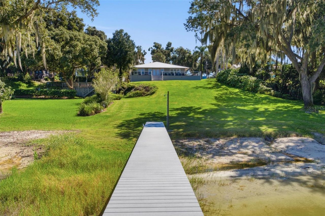14432 SE 143rd Terrace , Weirsdale, FL 32195 Photo
