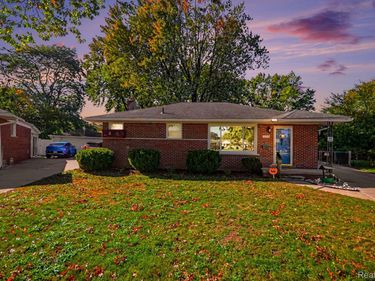 22228 Milgrom Court , St Clair Shores, Mi 48081