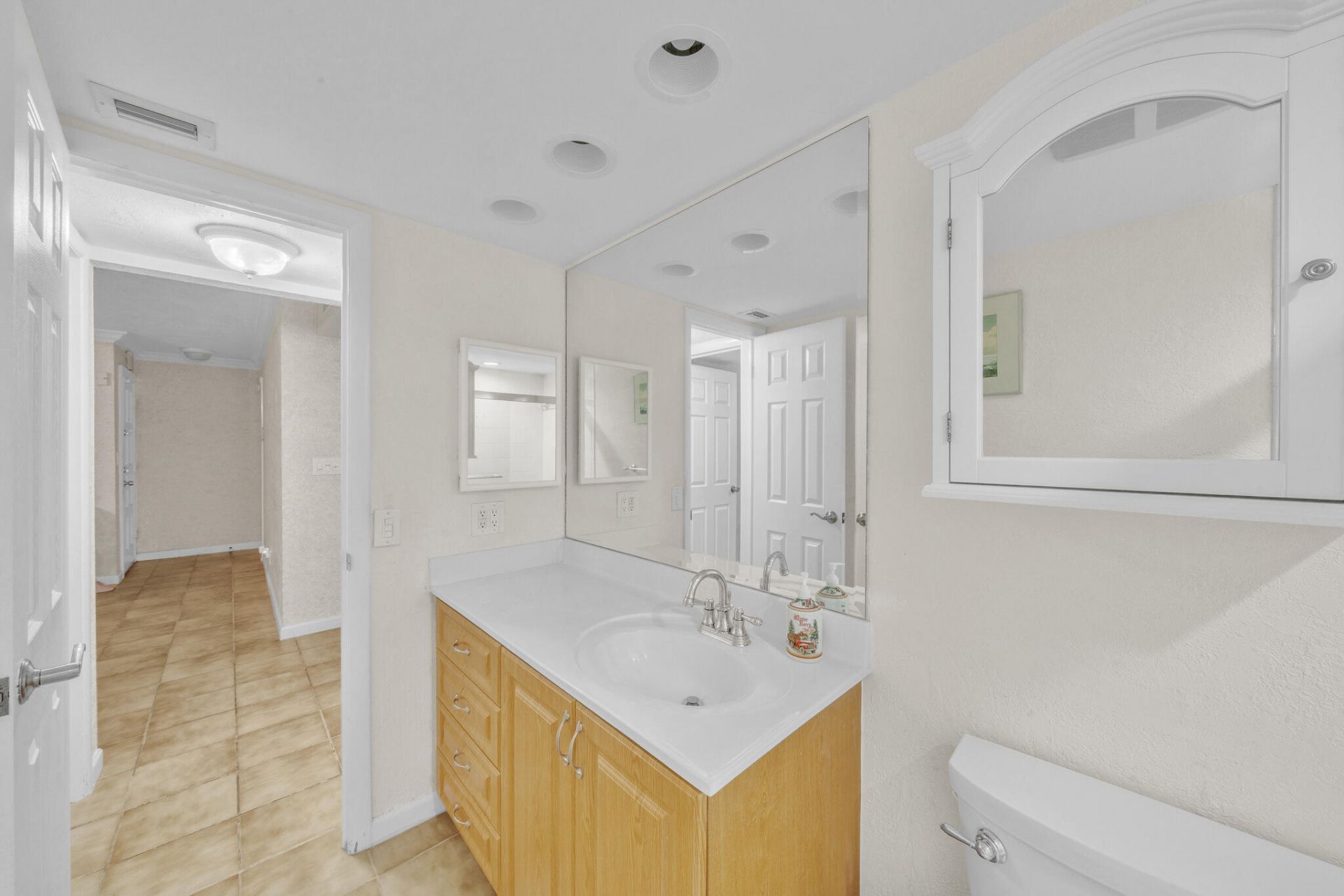 420 NW 70th Avenue, Unit 129, Plantation, FL 33317 Photo