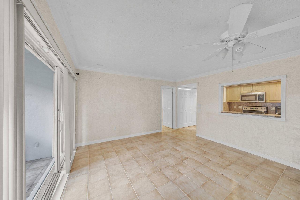 420 NW 70th Avenue, Unit 129, Plantation, FL 33317 Photo