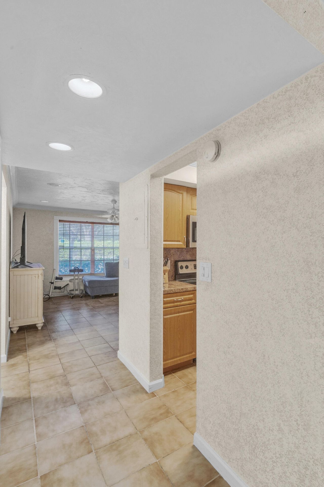 420 NW 70th Avenue, Unit 129, Plantation, FL 33317 Photo