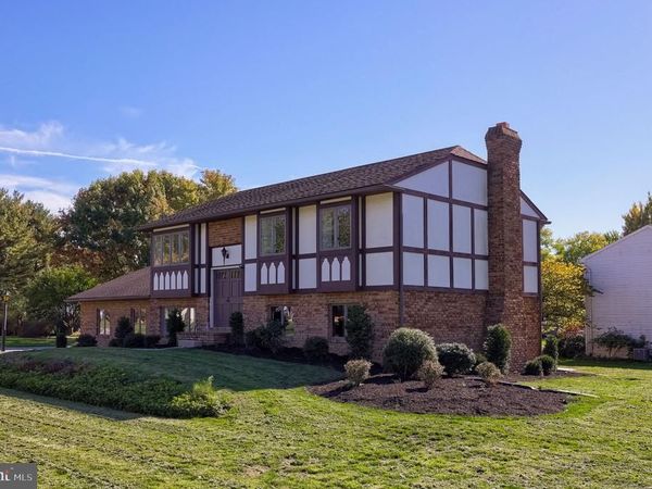 1525 EDINBOROUGH CIRCLE, LANDISVILLE, PA 17538