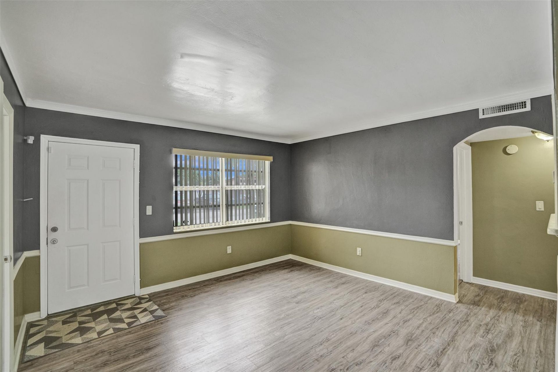 2180 NW 105th Terrace, Miami, FL 33147 Photo