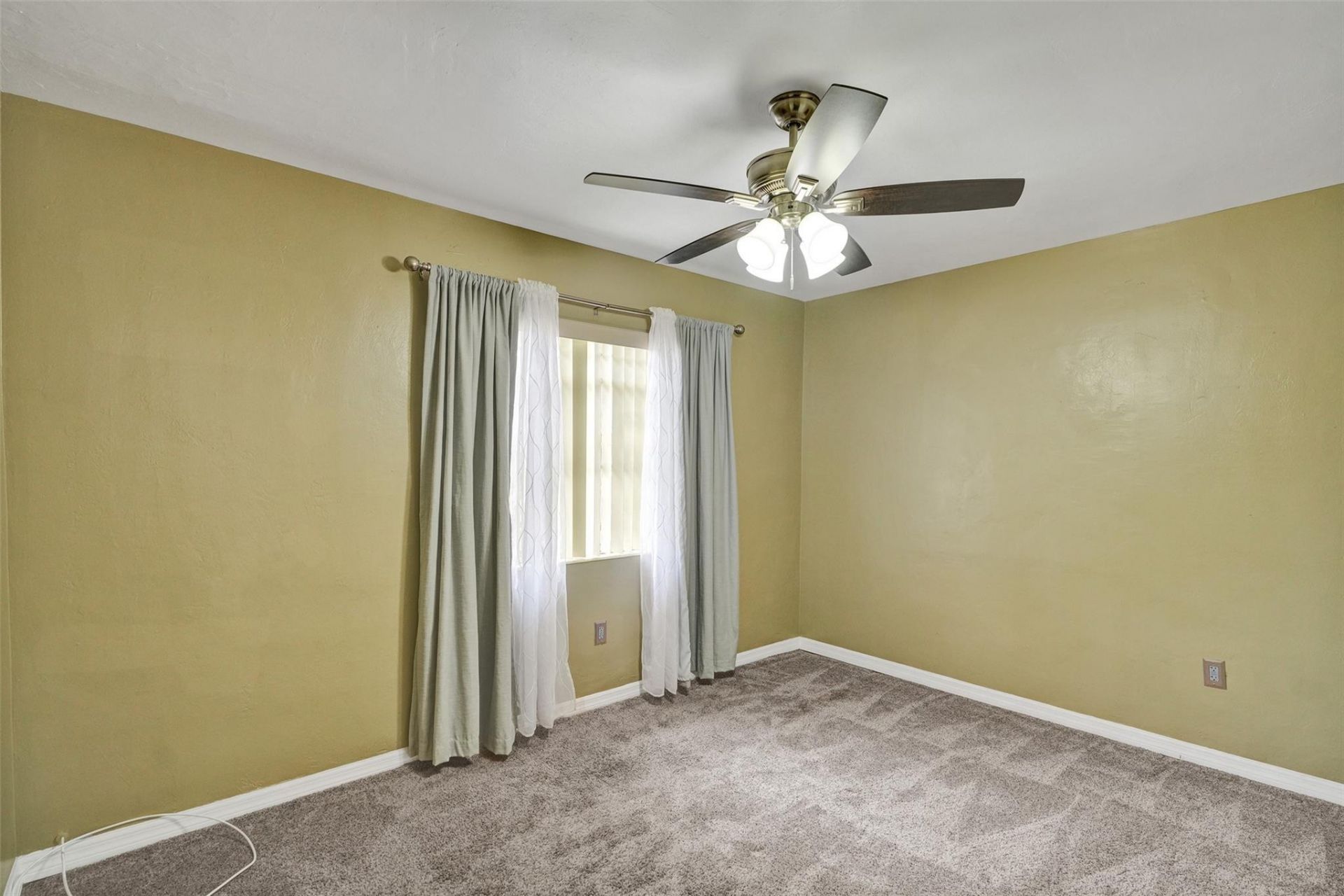 2180 NW 105th Terrace, Miami, FL 33147 Photo