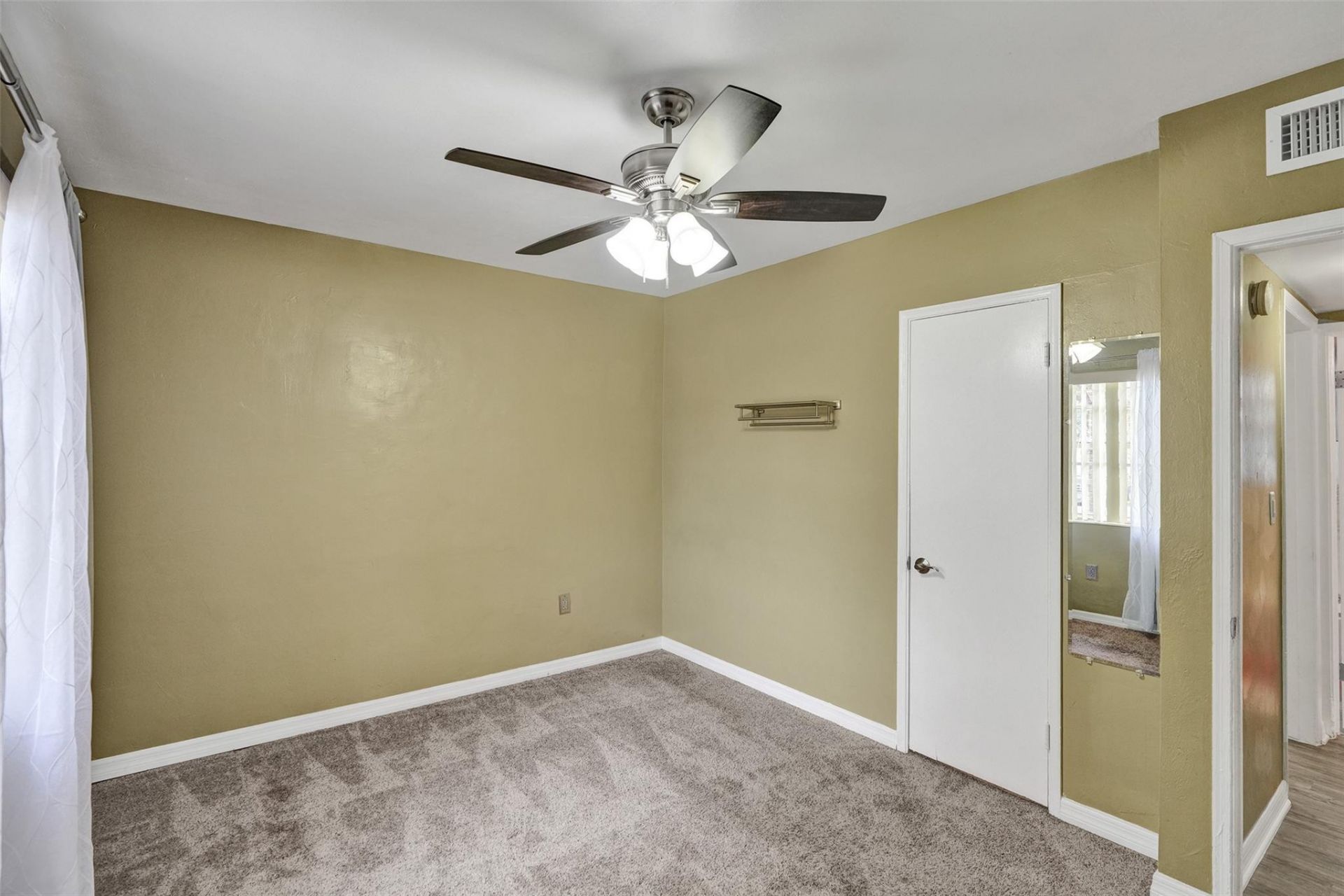 2180 NW 105th Terrace, Miami, FL 33147 Photo