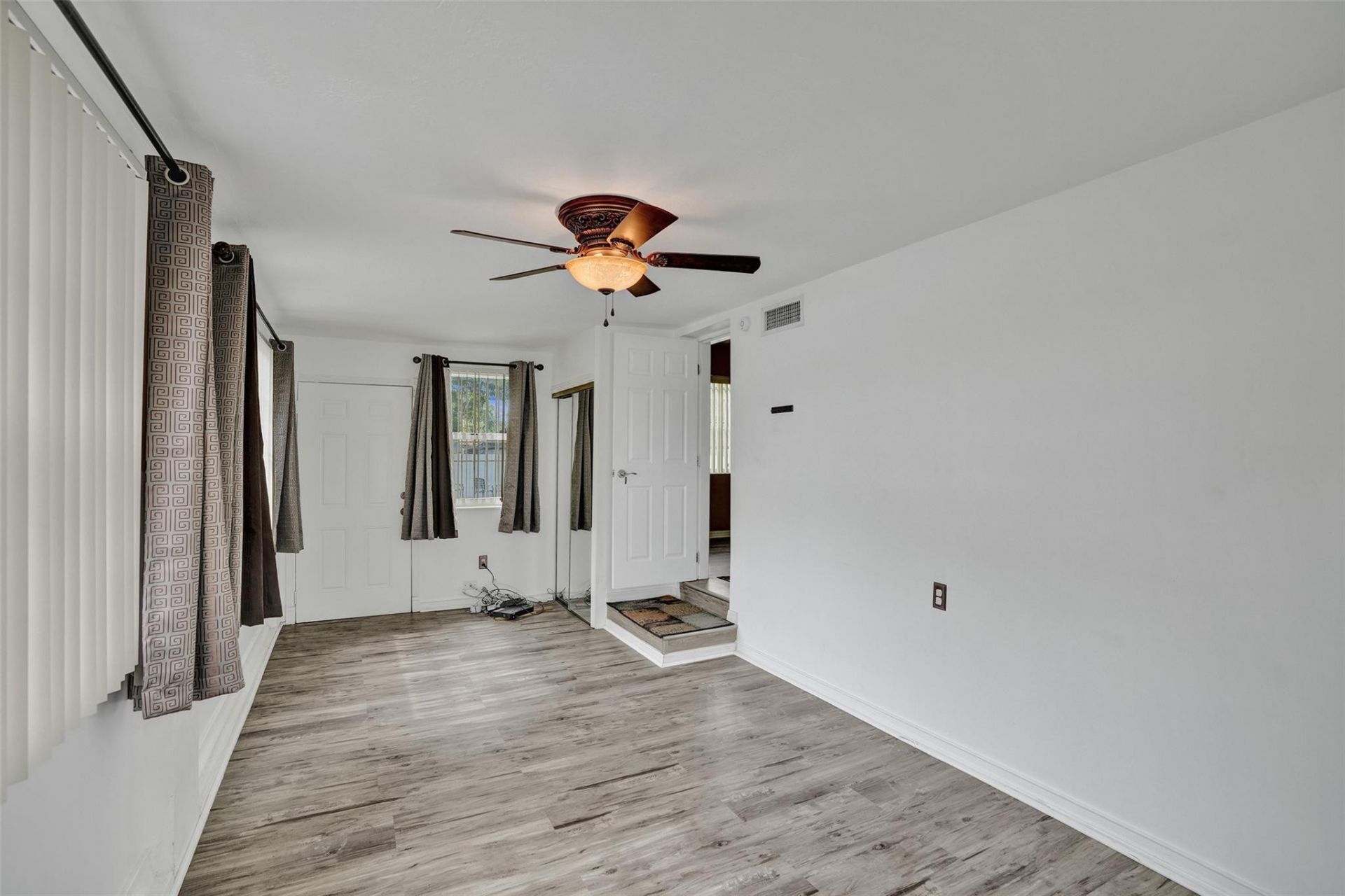 2180 NW 105th Terrace, Miami, FL 33147 Photo