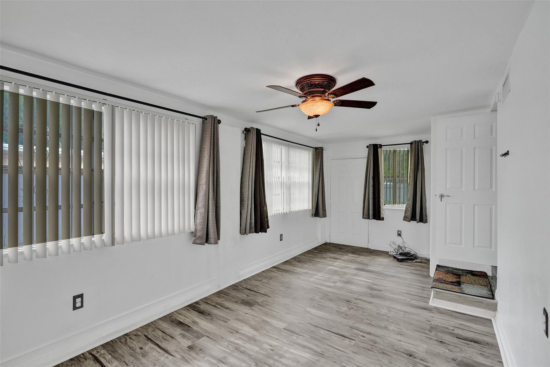 2180 NW 105th Terrace, Miami, FL 33147 Photo