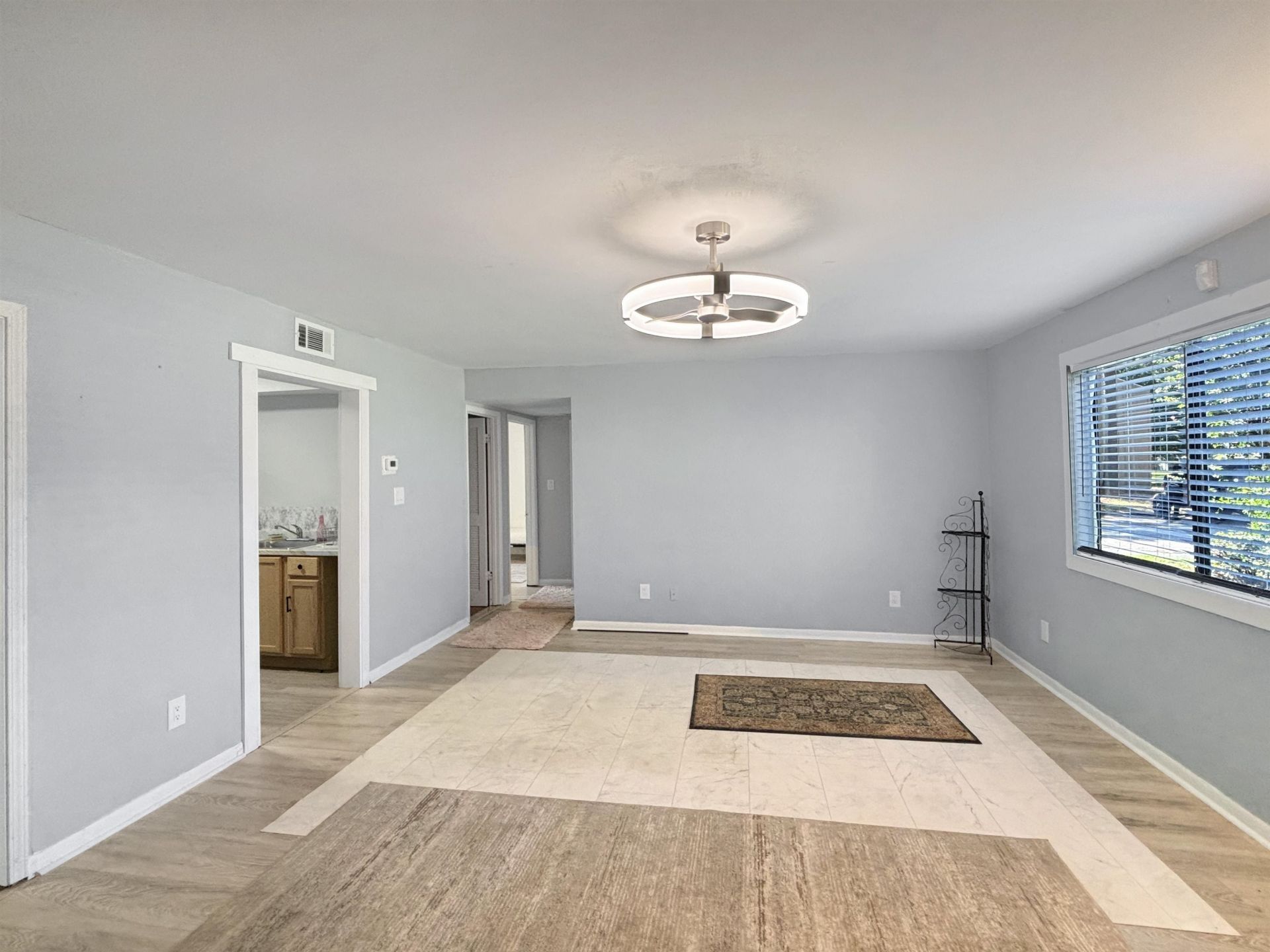 2000 Greens Blvd. Photo 19
