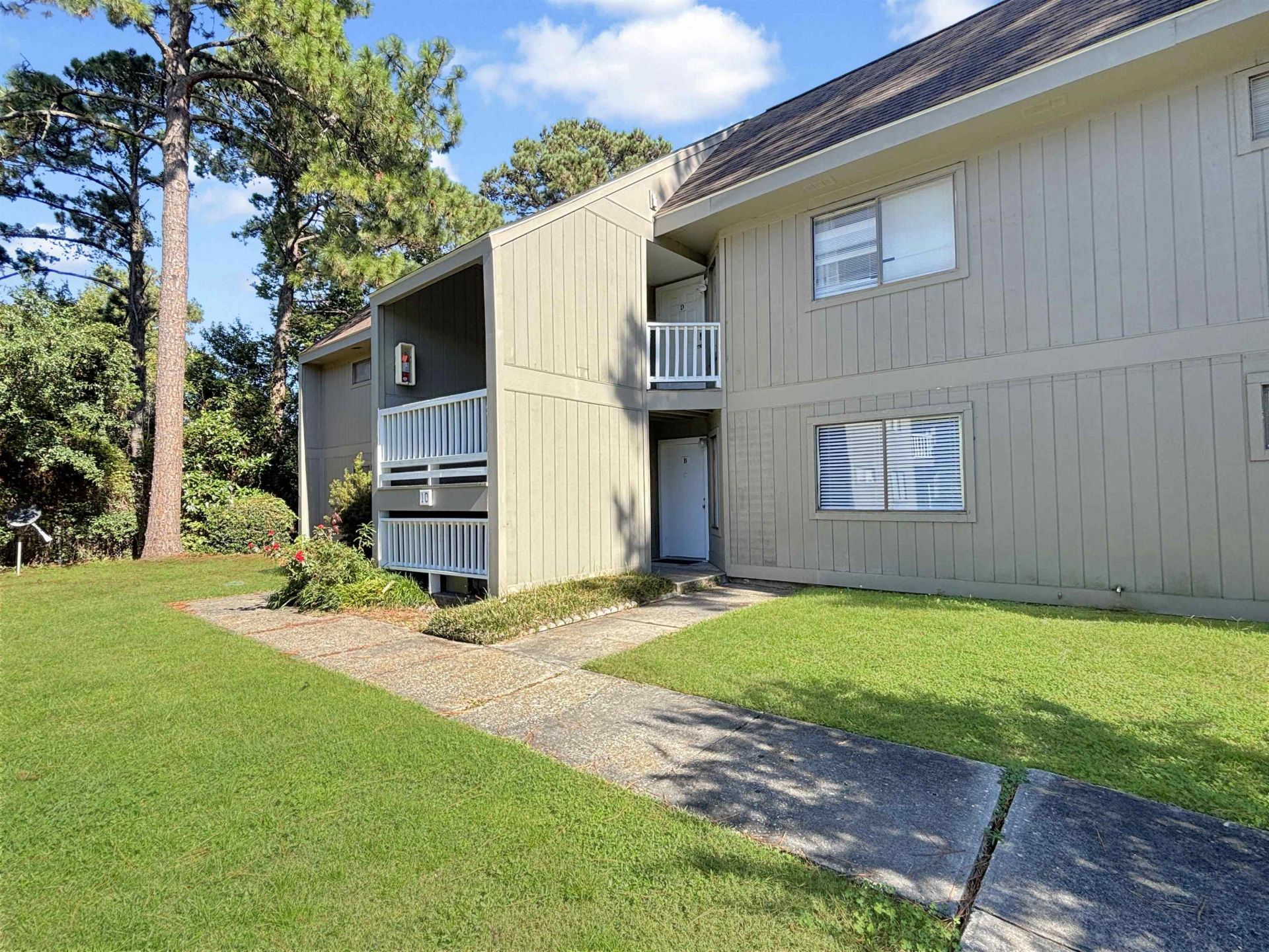 2000 Greens Blvd. Photo 20