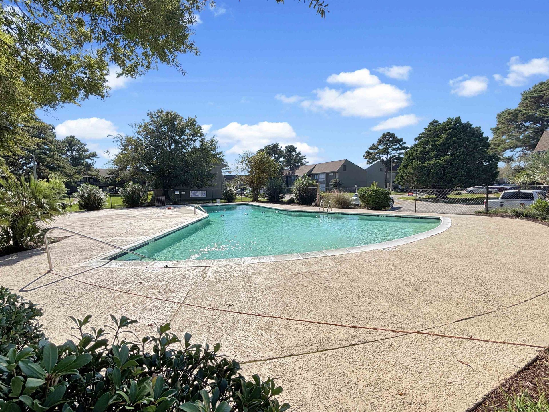 2000 Greens Blvd. Photo 23
