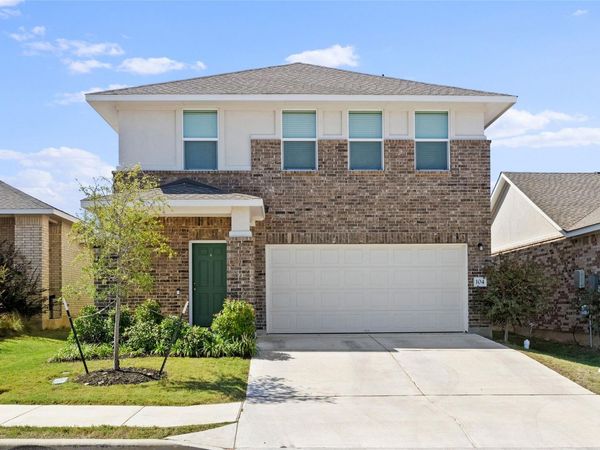 104 Standing Rock LN, Marble Falls, TX 78654