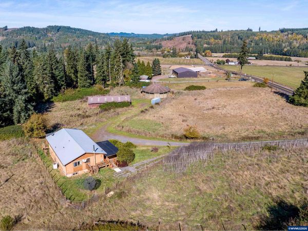 29800 Berlin Rd, Sweet Home, OR 97386