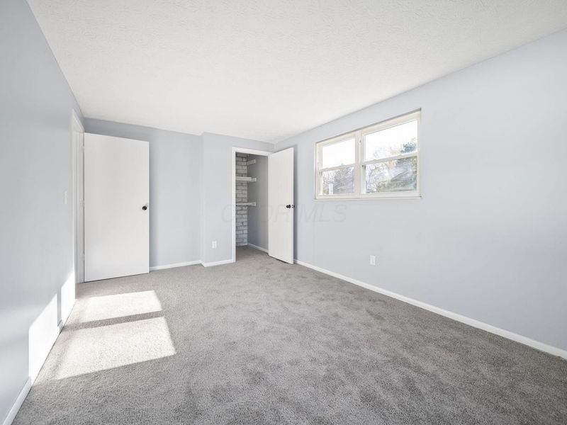 2538 Nassau Drive, Unit 29B, Columbus, OH 43232 Photo 17