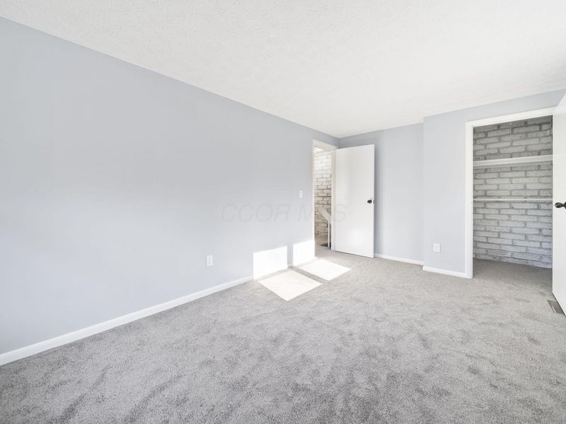2538 Nassau Drive, Unit 29B, Columbus, OH 43232 Photo 18