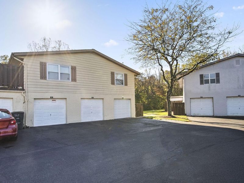 2538 Nassau Drive, Unit 29B, Columbus, OH 43232 Photo 26