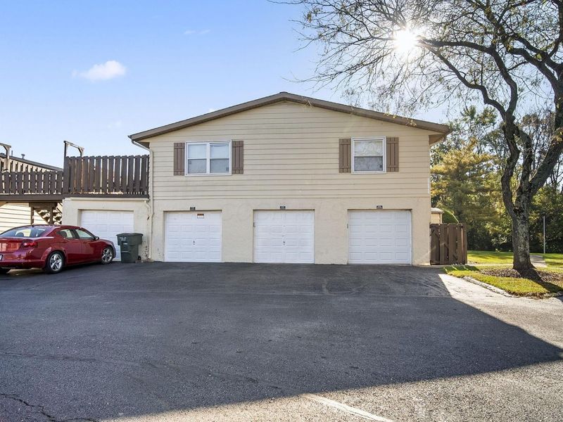 2538 Nassau Drive, Unit 29B, Columbus, OH 43232 Photo 28