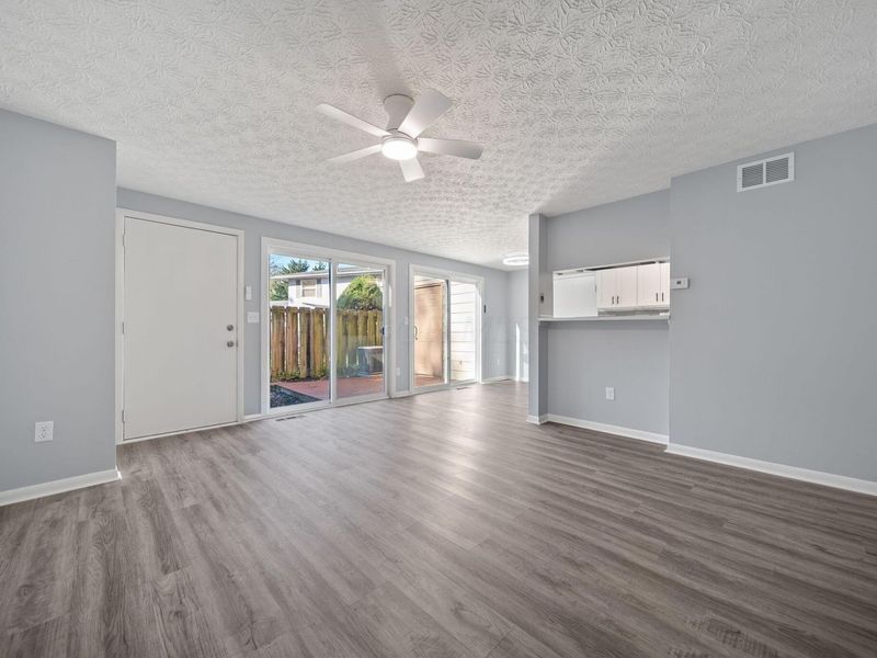2538 Nassau Drive, Unit 29B, Columbus, OH 43232 Photo 7