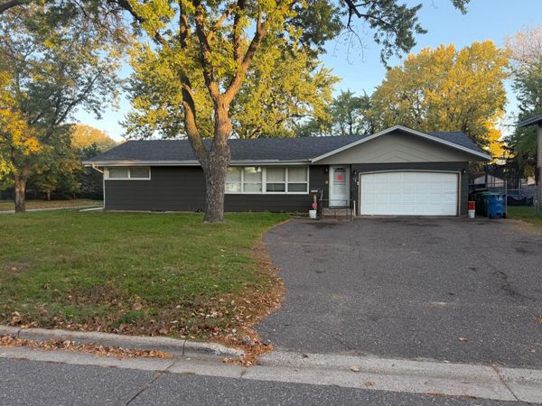 601 67th Avenue NE, Fridley, MN 55432