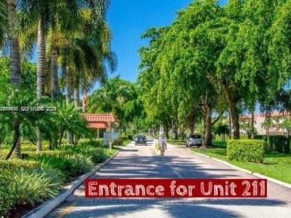 8900 Washington Blvd , Unit 211, Pembroke Pines, FL 33025