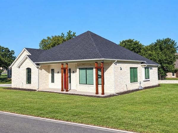 7006 Westover Drive , Granbury, TX 76049