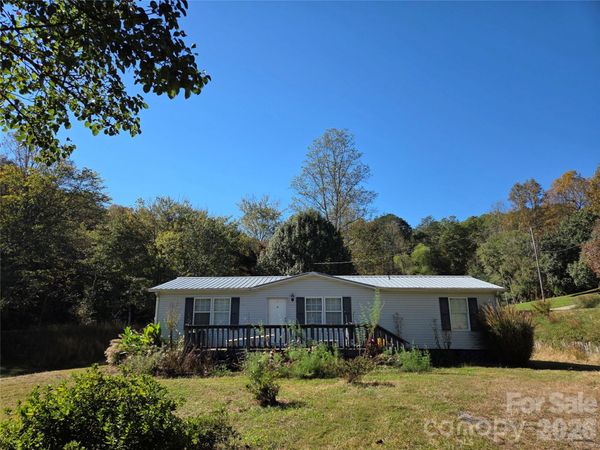 117 Nakoma Place , Whittier, NC 28779