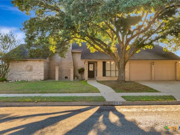 606 Santa Fe , Victoria, TX 77904