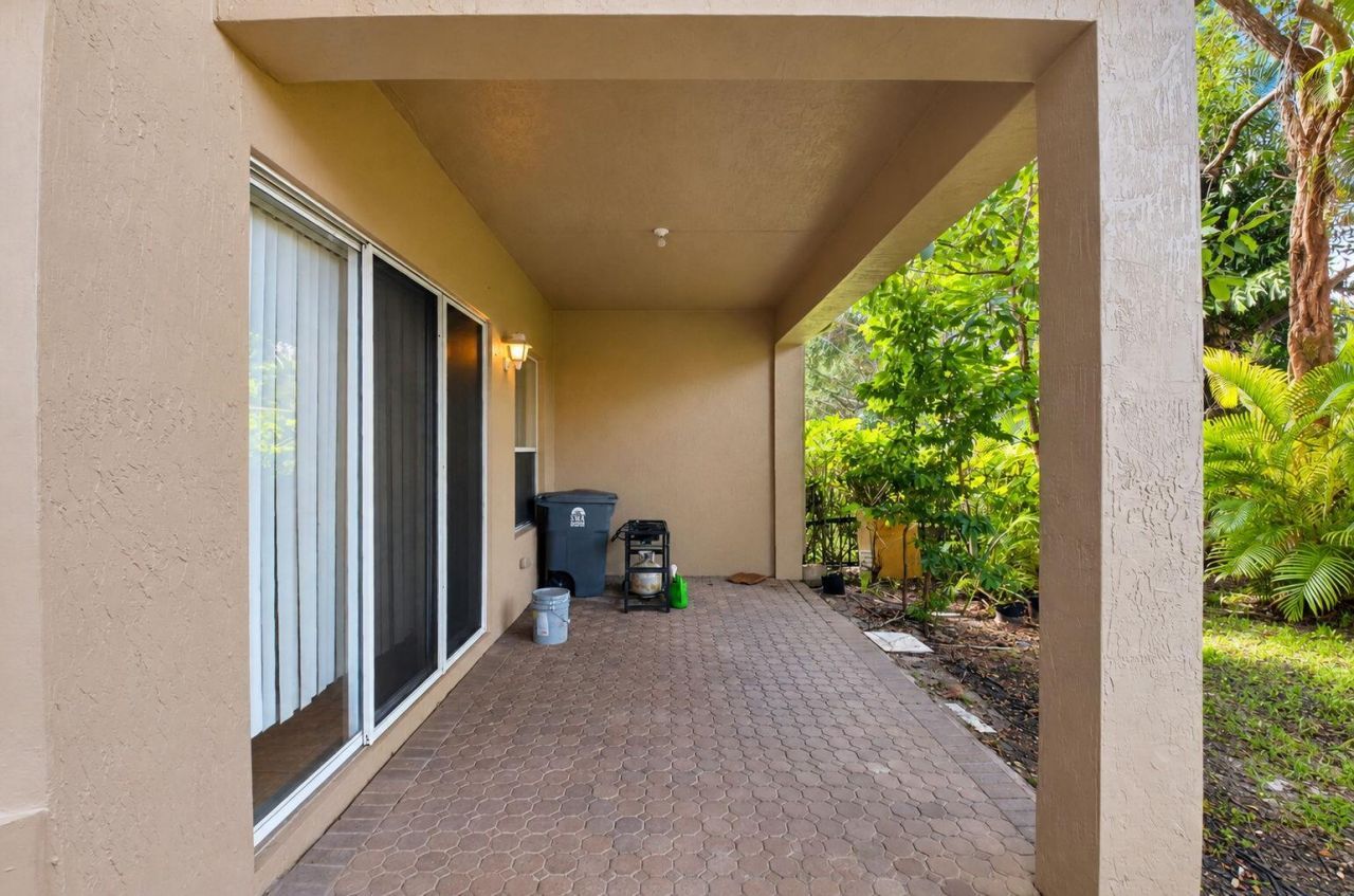 1017 Grove Park Circle, Boynton Beach, FL 33436 Photo