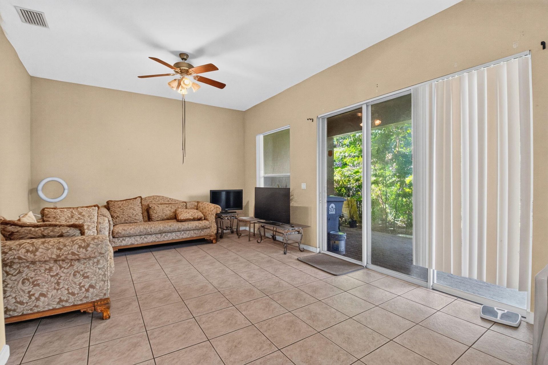 1017 Grove Park Circle, Boynton Beach, FL 33436 Photo