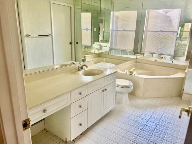7045 Golf Pointe Circle, Unit 7045, Tamarac, FL 33321 Photo