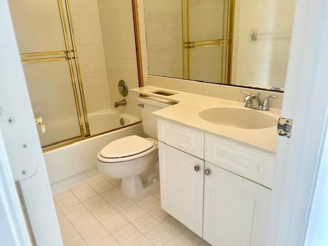 7045 Golf Pointe Circle, Unit 7045, Tamarac, FL 33321 Photo