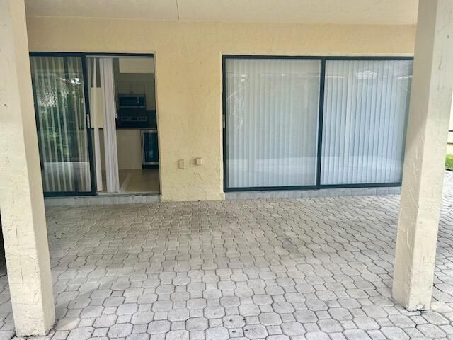 7045 Golf Pointe Circle, Unit 7045, Tamarac, FL 33321 Photo