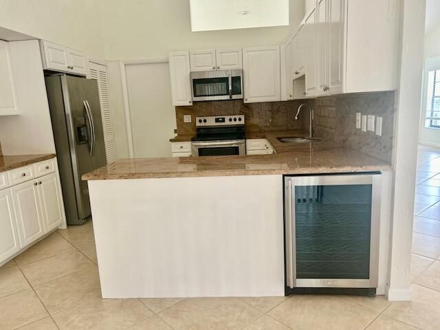 7045 Golf Pointe Circle, Unit 7045, Tamarac, FL 33321 Photo