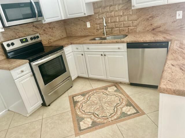 7045 Golf Pointe Circle, Unit 7045, Tamarac, FL 33321 Photo