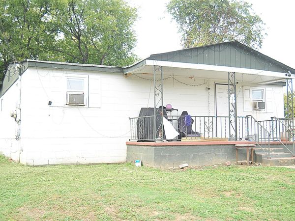 2721 Cannon Avenue, Chattanooga, TN 37404